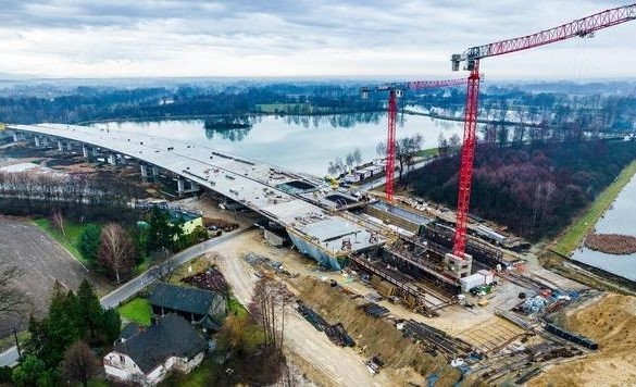 Wraca ruch wahadłowy na DW 933 na granicy Oświęcimia i Rajska