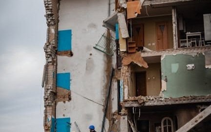 Wywóz gruzu w Krakowie – rozważ kontener!