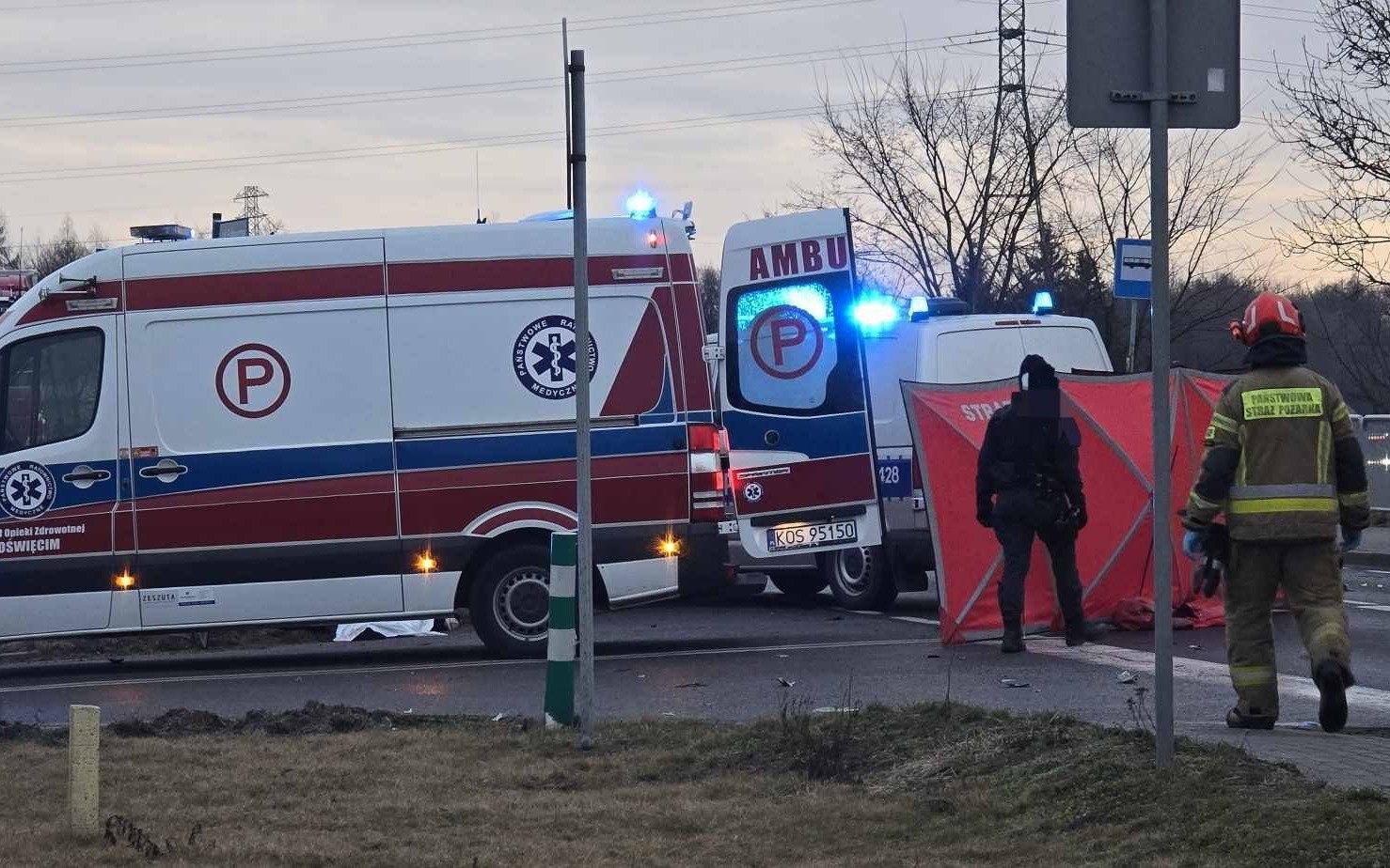 Tragiczny wypadek na DK 44 w Oświęcimiu. Nie żyje motorowerzysta z Włosienicy – ZDJĘCIA!