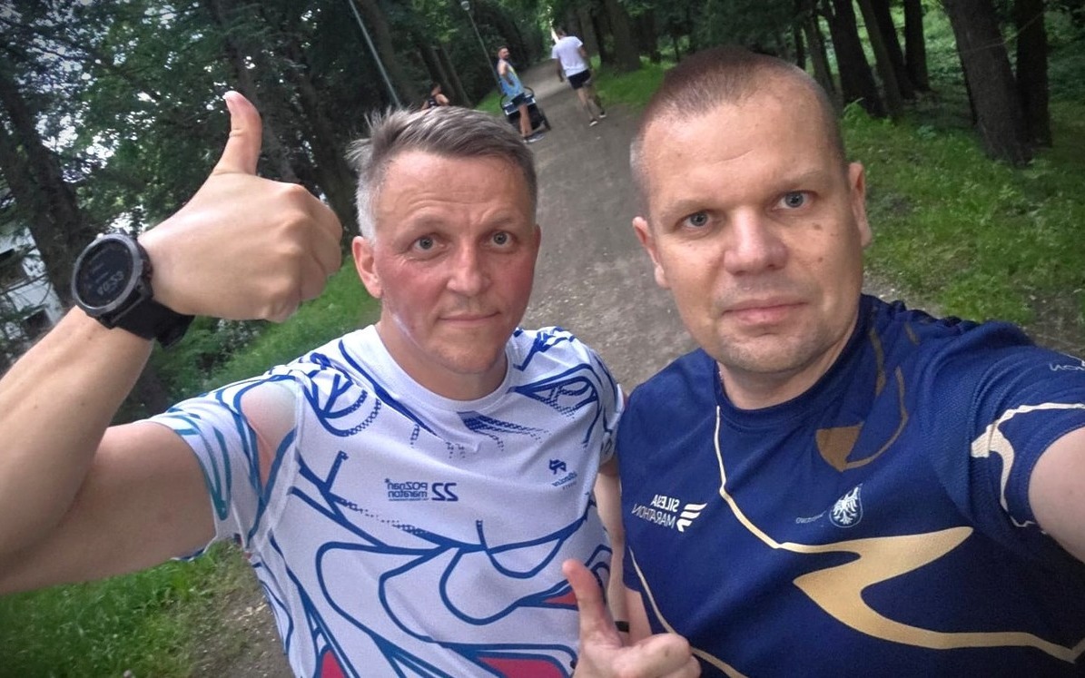 Ultramaratończycy z oświęcimskiej komendy Policji, pobiegli w biegu charytatywnym „Wiosna na sportowo”