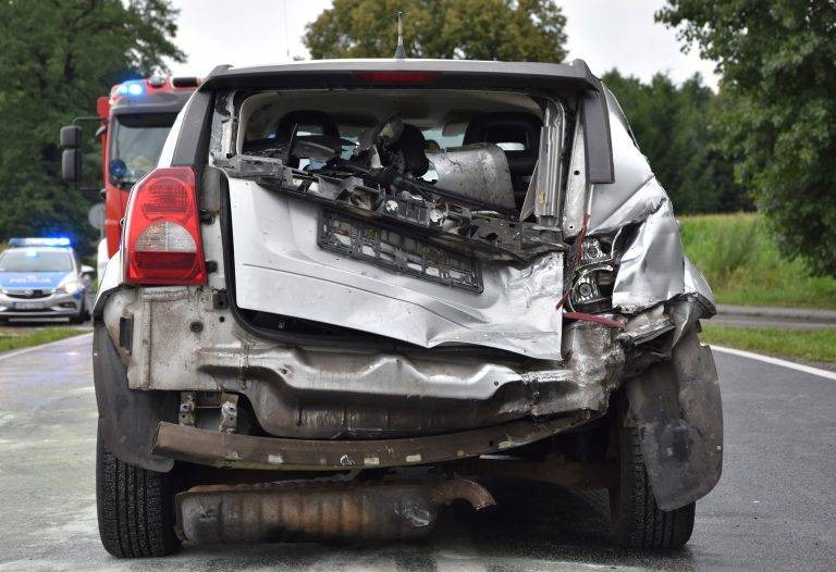 Niebezpieczny poniedziałek na drogach powiatu oświęcimskiego. Doszło do kilku wypadków i kolizji drogowych