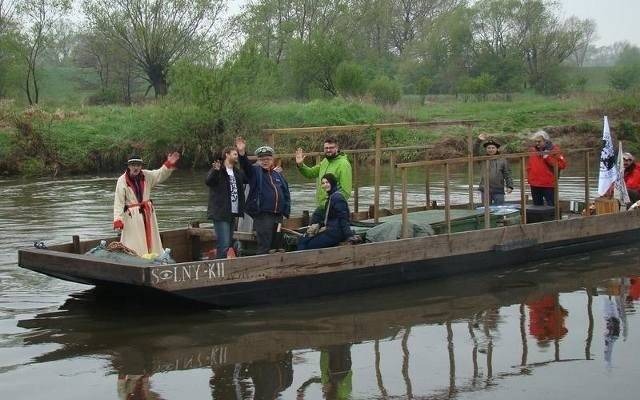 Płyną galarem po Wiśle z Oświęcimia do Gdańska