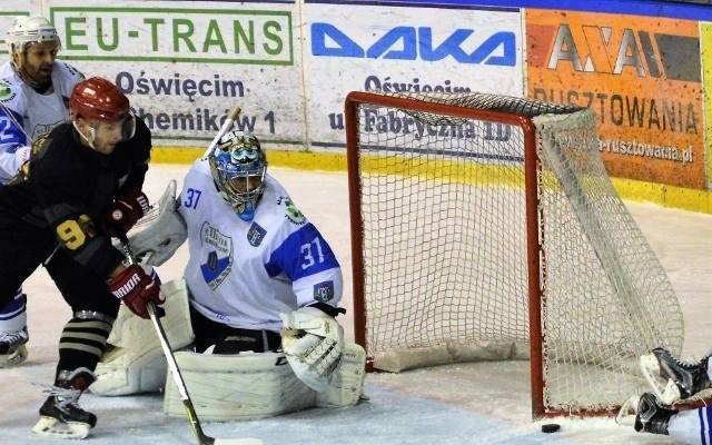 Hokej. Kryzys w Comarch Cracovii? Unia Oświęcim i TatrySki Podhale Nowy Targ chcą się umocnić w „szóstce”