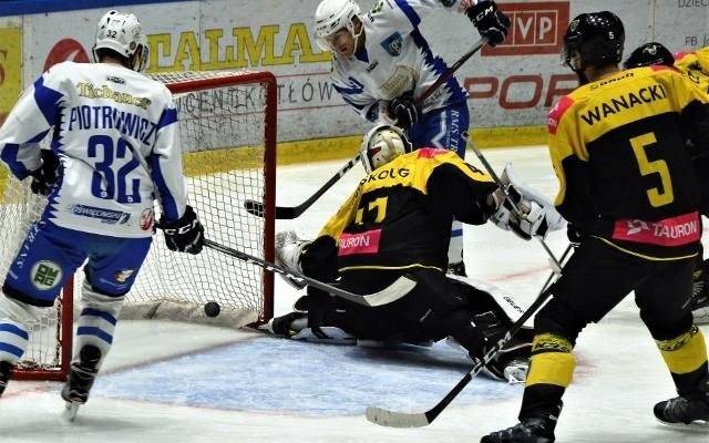 Hokej. Unia Oświęcim przegrała z liderem, Tauronem GKS Katowice [ZDJĘCIA]