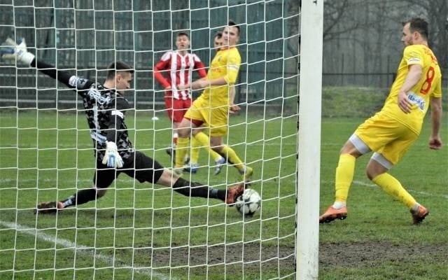 3. liga piłkarska. Szukała Soła Oświęcim gola z Podhalem Nowy Targ, ale go nie znalazła...