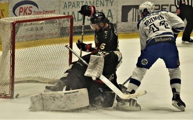 Hokej. Re-Plast Unia Oświęcim pokonała GKS Tychy, ale nie została liderem ekstraklasy