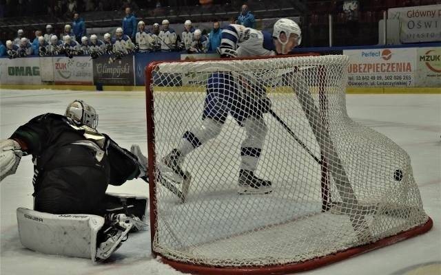 Hokej. Re-Plast Unia Oświęcim w potrzebie. Kibice spieszą z pomocą