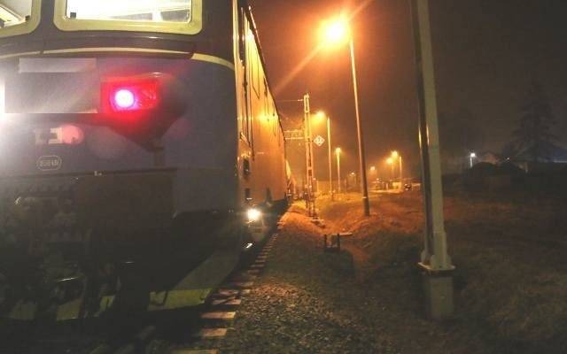 Tragedia na torach. Śmiertelne potrącenie przez pociąg