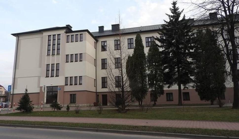 Zlikwidują podstawówkę w Andrychowie. Gminę poparł minister