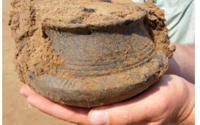 Historyczne skarby na dnie Jeziora Mucharskiego [ZDJĘCIA]