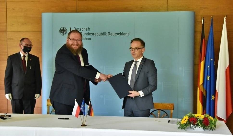 Nie 60 a 120 mln euro od Niemców dla Fundacji Auschwitz