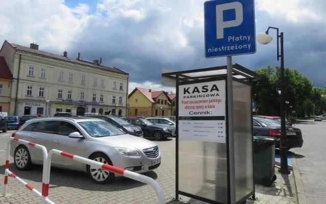 Wadowice oddały parking prywatnej firmie, opłaty wzrosły