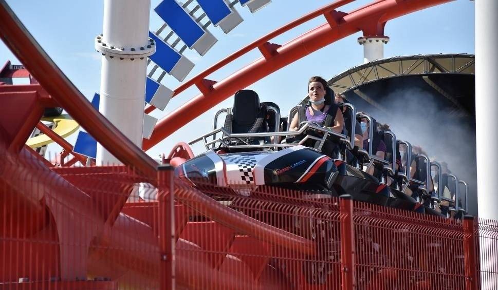 Strefa Moya Formuła to nowość w Energylandii. Znajdują się tam restauracja, autodrom i roller coaster [ZDJĘCIA]