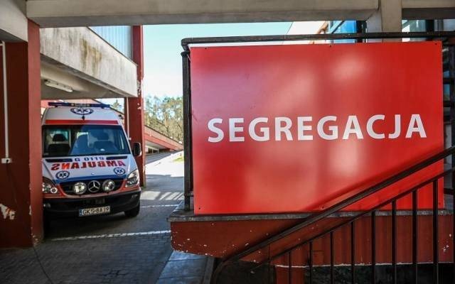 Pięć kolejnych osób zmarło w Małopolsce z powodu COVID-19
