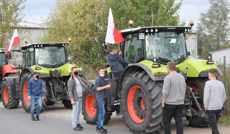 Uciążliwy protest rolników w Małopolsce. Ciągniki zablokowały drogi