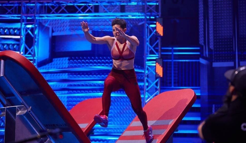 Przed występem w Ninja Warrior straciła wszystkie włosy. Pokazała siłę i odwagę