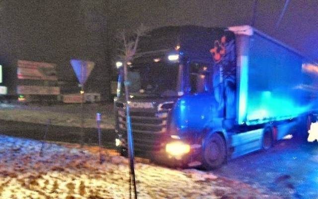 W Olkuszu pijanego kierowcę TIR-a zatrzymał inny użytkownik dróg