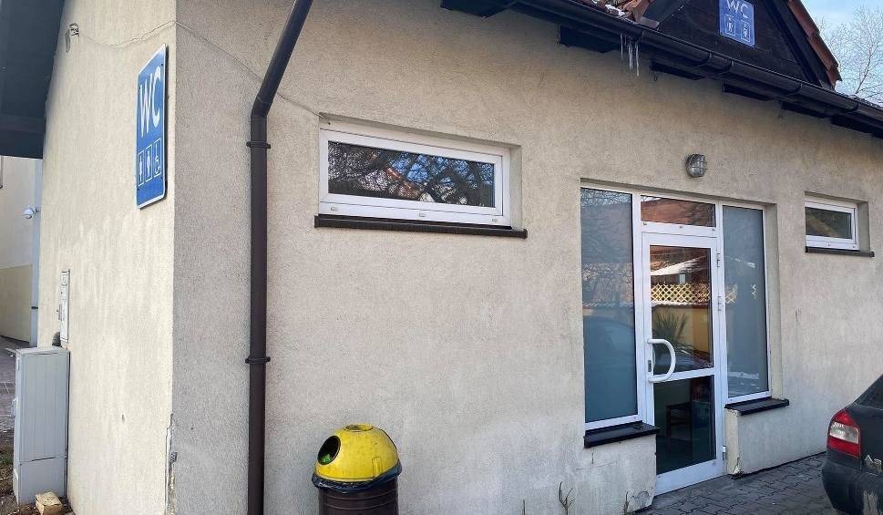 Wadowice od lat bez publicznej toalety. Mieszkańcy: to tragedia!