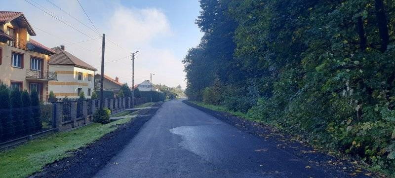 Zakończono modernizację drogi gminnej - ul. Grunwaldzkiej w Zatorze i Palczowicach