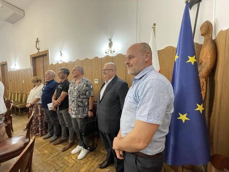 Wotum zaufania dla Burmistrza Zatora i jednogłośne absolutorium z wykonania budżetu Gminy Zator za 2023 rok