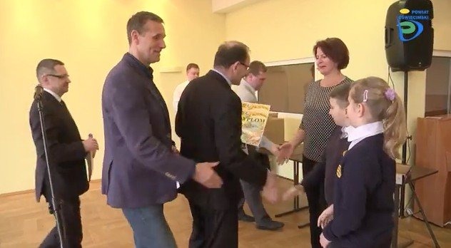 Pięć ton baterii zebrali uczniowie Powiatu Oświęcimskiego [ZOBACZ VIDEO]