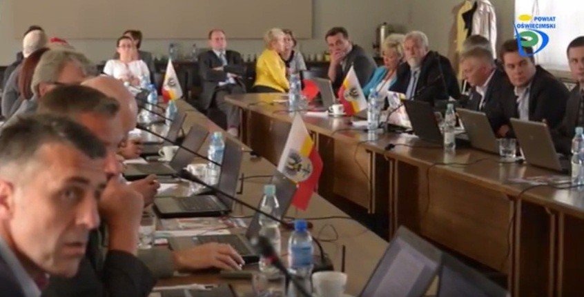 X Sesja Rady Powiatu w Oświęcimiu [ZOBACZ VIDEO]