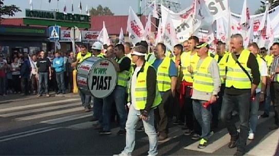 Obawa o los kopalni i miejsca pracy [ZOBACZ VIDEO]