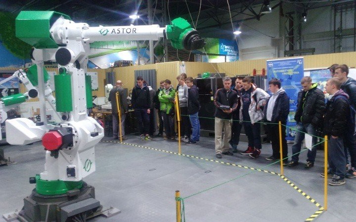 Technicy z Ozetów „studentami” Politechniki Krakowskiej