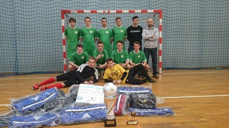 Zwycięstwo PZ nr 6 w Powiatowym Turnieju Piłki Nożnej Halowej