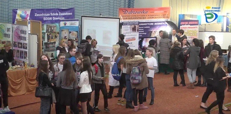 Powiatowe Targi Edukacyjne (WIDEO)