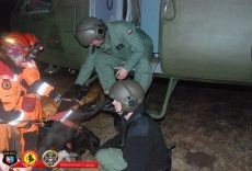 Ćwiczenia śmigłowca ratowniczego SAR Mi-8