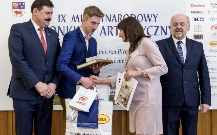 Sukces plastyków Młodzieżowego Domu Kultury w Oświęcimiu