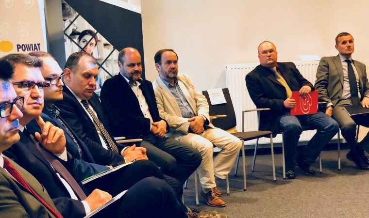 Szczyt Antysmogowy: Niska emisja przyczyną przerażająco fatalnego powietrza w regionie