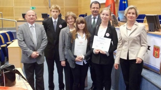 Dwie powiatowe szkoły w finale kampanii „Drugie życie”