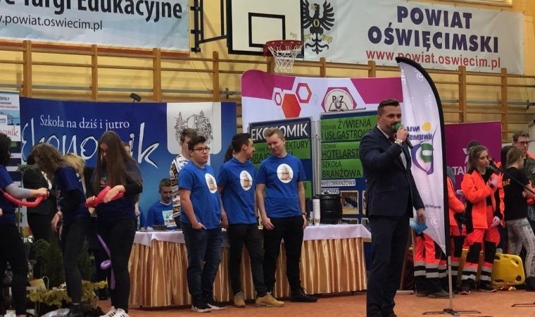 Około 2 tysiące uczniów odwiedziło Powiatowe Targi Edukacyjne