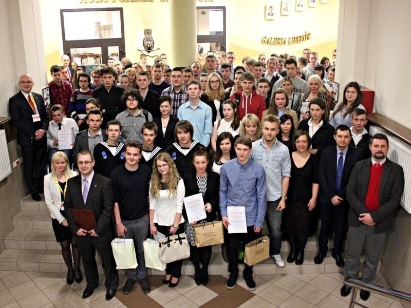 Sukcesy logistyków z powiatowej Trójki