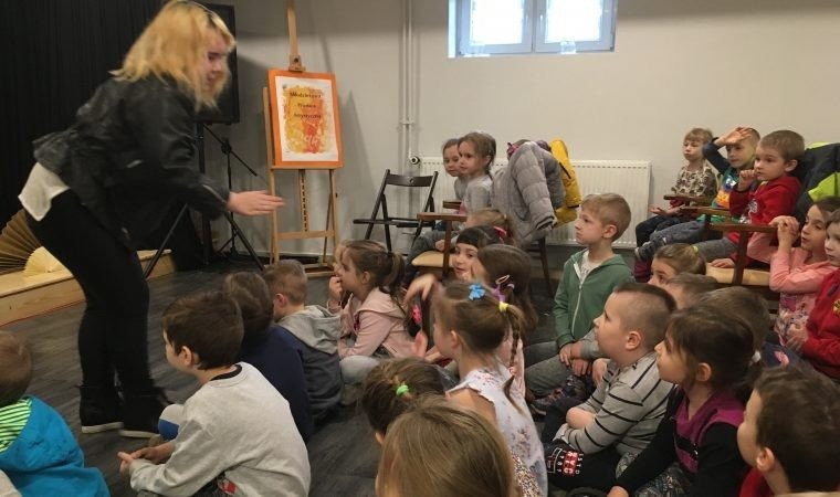 Młodzież –Dzieciom