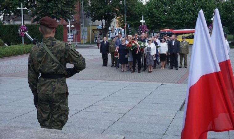 Hołd dla żołnierzy w Święto Wojska Polskiego