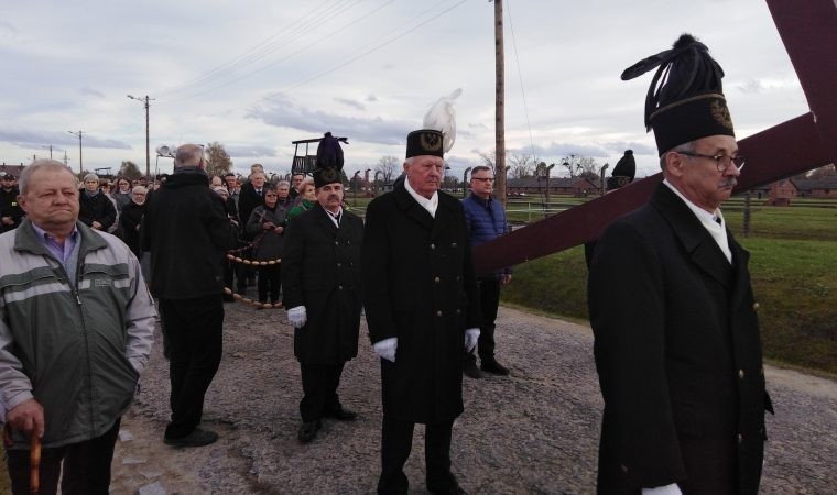 Na terenie byłego obozu zagłady modlili się za ofiary obozów i pokój na świecie