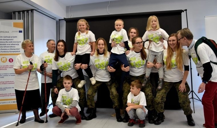 Międzypokoleniowe warsztaty z udziałem uczniów „Chemika”