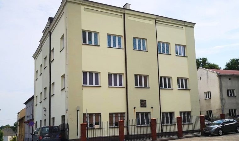 Stara siedziba SOSW w centrum Oświęcimia zostanie wystawiona na sprzedaż