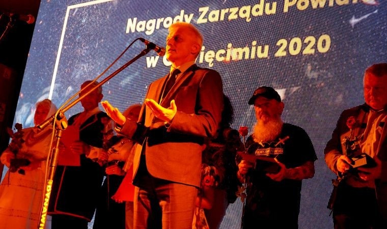 Zarząd Powiatu uhonorował ludzi pełnych pasji i pozytywnej energii
