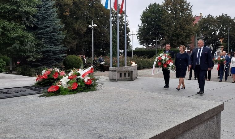 W krwawym uścisku dwóch totalitaryzmów. 17 września 1939 Sowieci zaatakowali Polskę