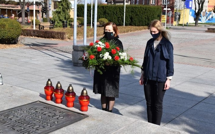 Bolesna rocznica katastrofy lotniczej pod Smoleńskiem. Zginął kwiat polskiej elity