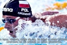 „Biało-niebieski” jubileusz. Wspomnienia pływaka Pawła Korzeniowskiego