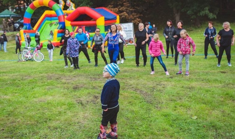 Pozytywne zakończenie lata. Piknik charytatywny na rzecz chorego dwulatka z Laskowej