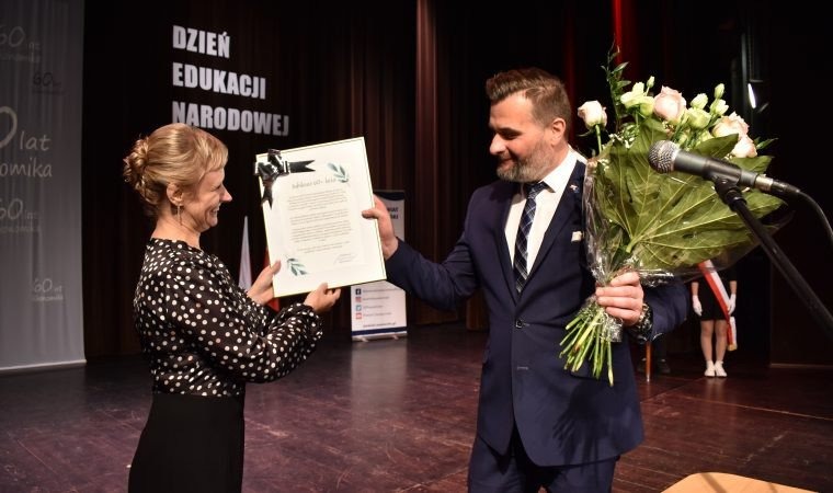 Powiatowe obchody Dnia Edukacji Narodowej i jubileusz 60-lecia popularnego „Ekonomika”