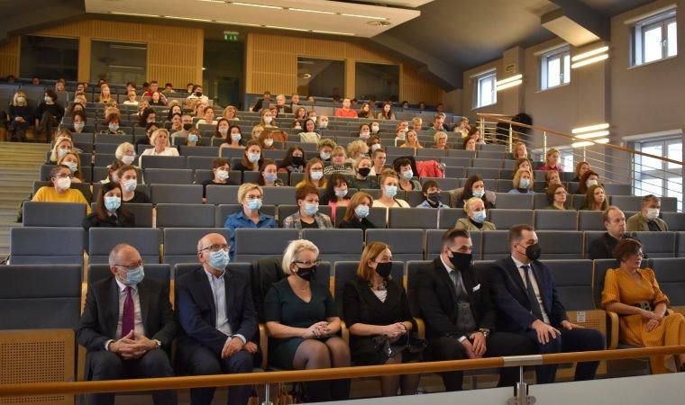 Zdrowie psychiczne w dobie pandemii koronawirusa. Konferencja na oświęcimskiej uczelni