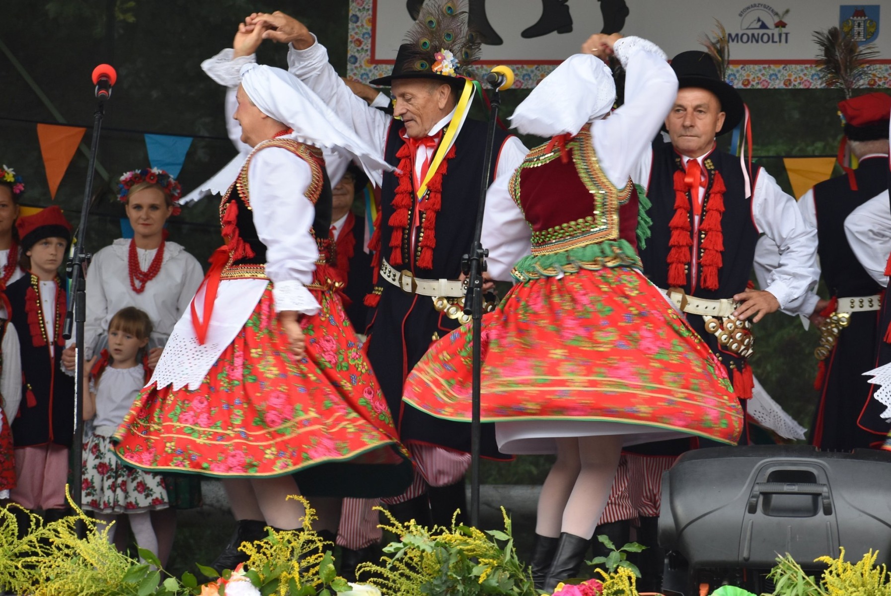 Gratulacje od władz Powiatu dla zespołu „Bratkowie”