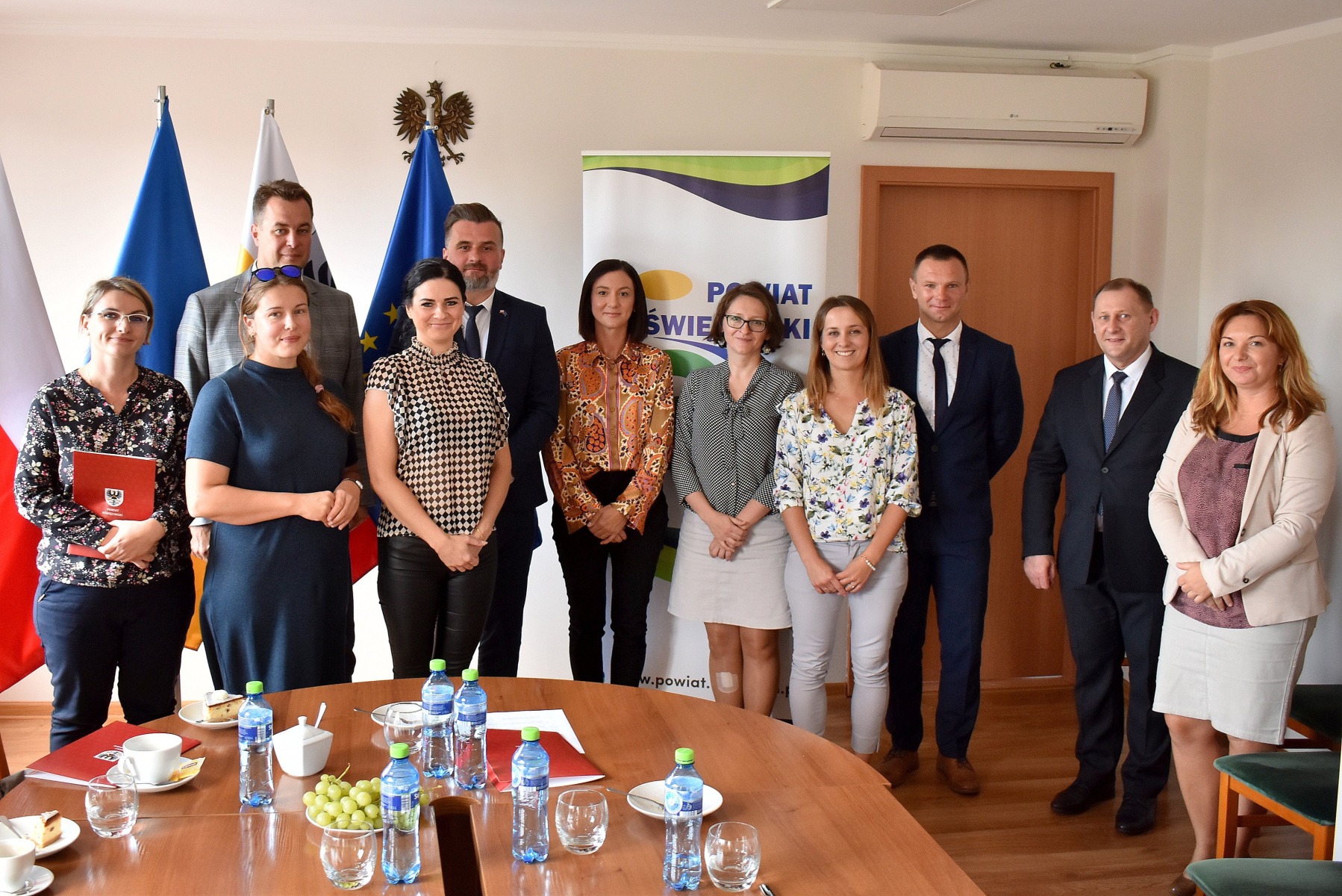 Awanse zawodowe dla nauczycieli z powiatowych placówek